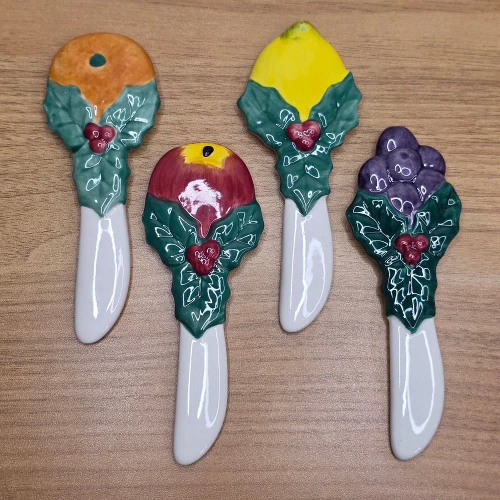 Vintage Fitz & Floyd Della Robbia Set of 4 Canape‎ Knives Charcuterie Spreaders